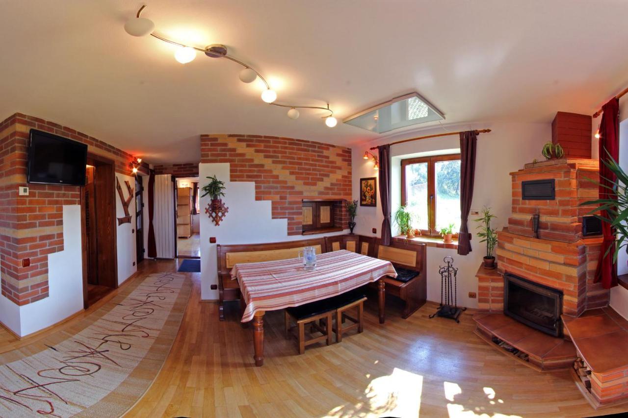 Casa Zollo Διαμέρισμα Sălişte Εξωτερικό φωτογραφία